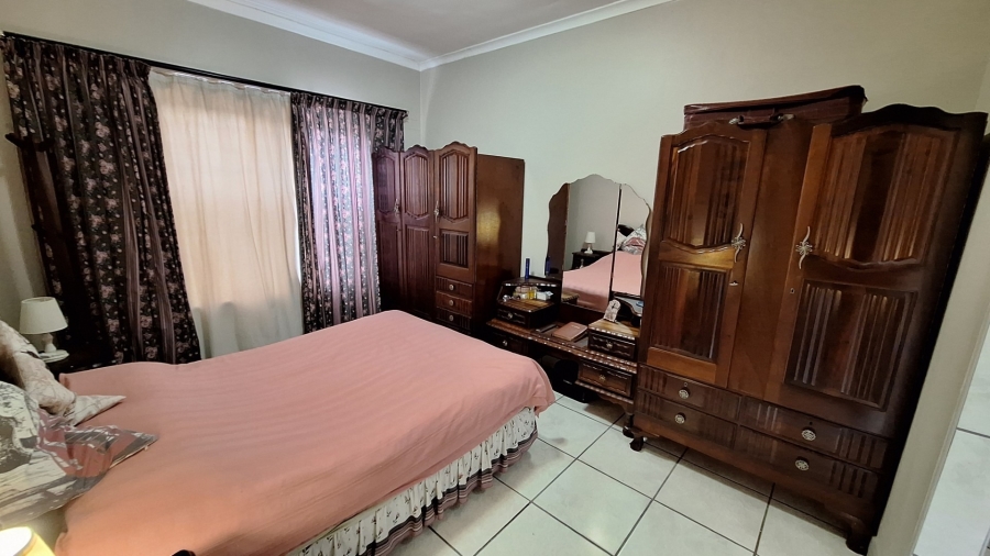 3 Bedroom Property for Sale in Port Owen Western Cape